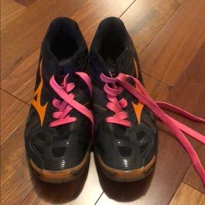 Mizuno volleyball shoes.